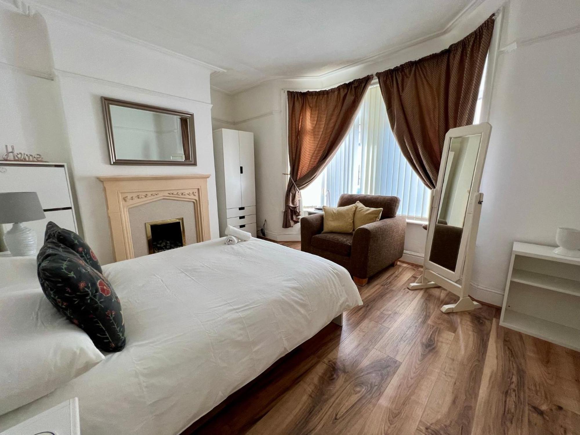2025 Award Winner Liverpool Ivy House - 4 Bedrooms Buitenkant foto