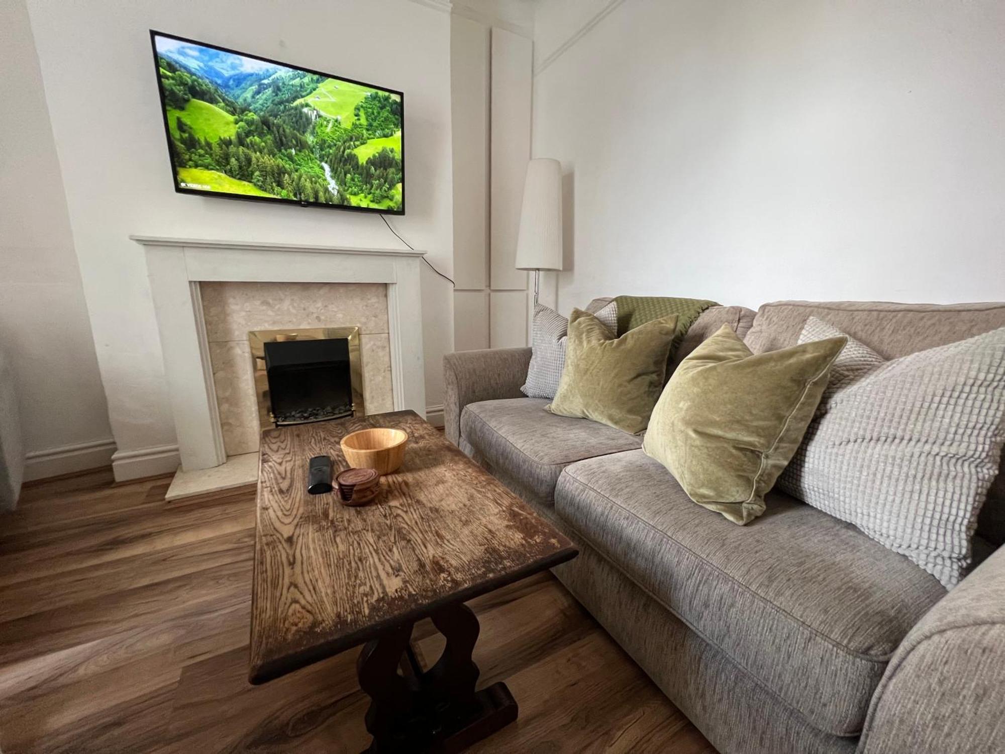 2025 Award Winner Liverpool Ivy House - 4 Bedrooms Buitenkant foto